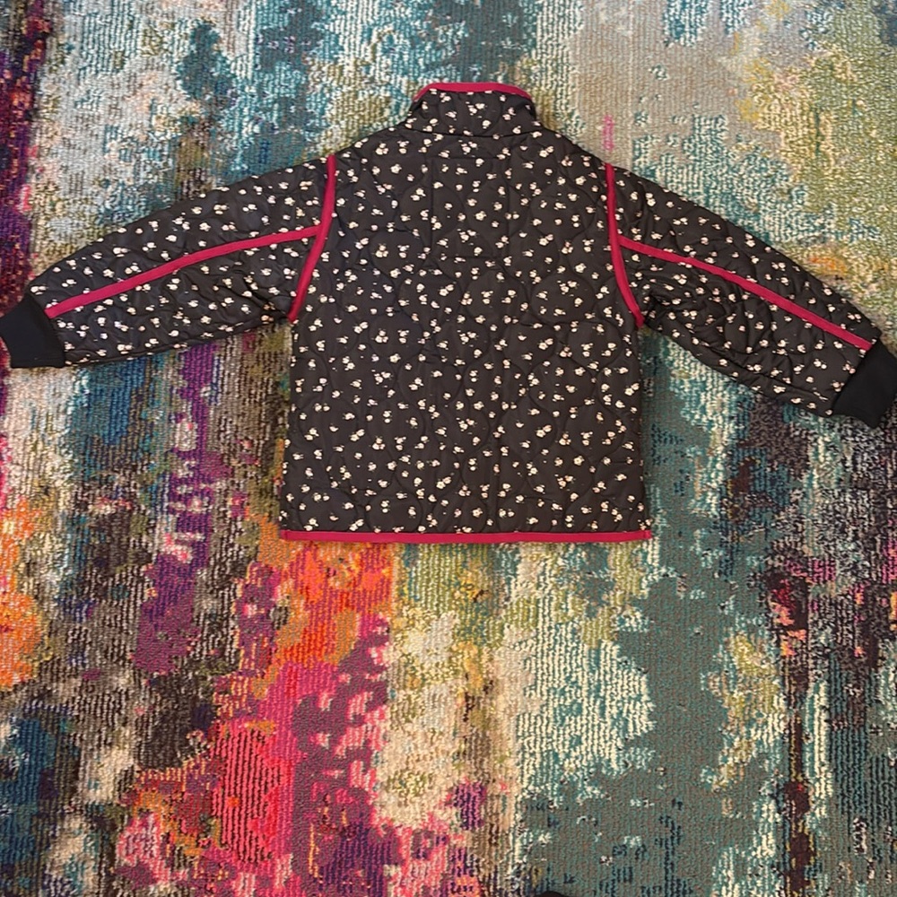 Free Assembly Jacket - Picture 4 of 7